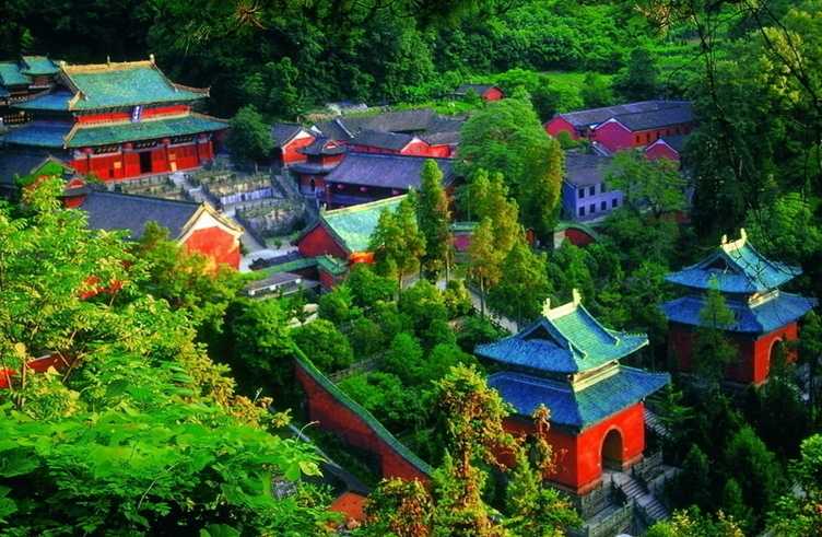 武汉、武当山、神农架、三峡六天高铁往返